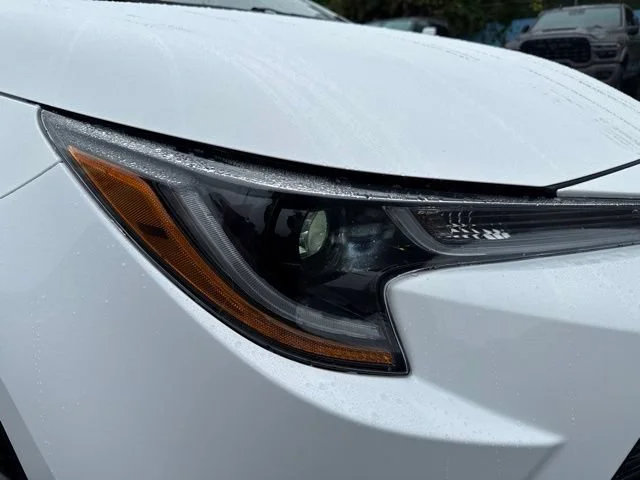 Used 2024 Ice Cap Toyota LE image 9