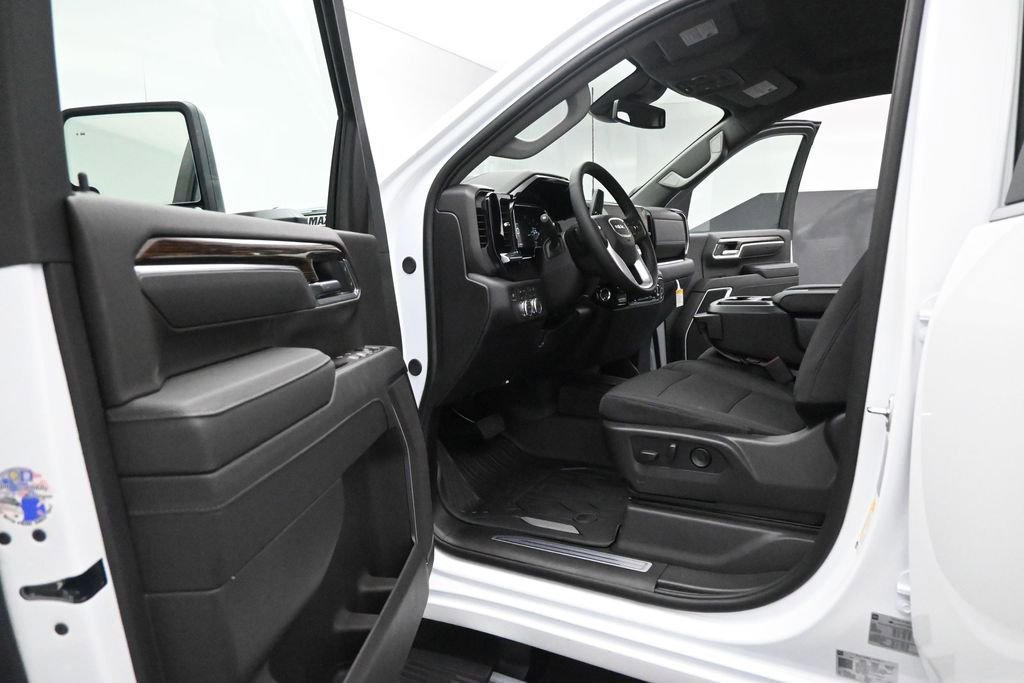 2026 GMC Sierra 3500HD SLE - Photo 9