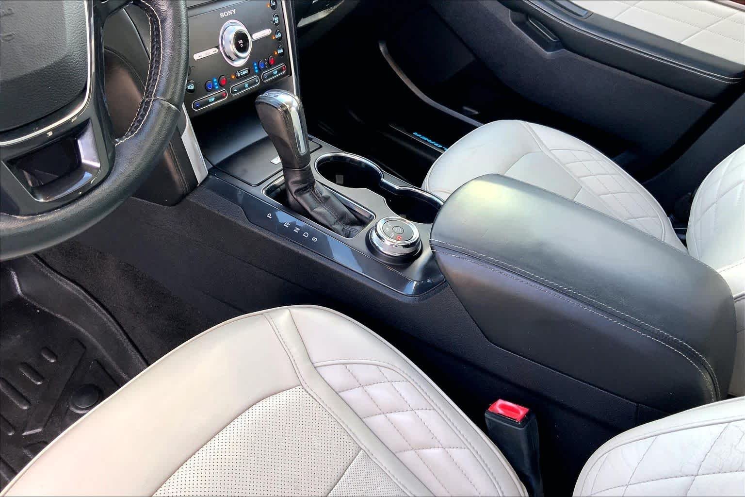 Used 2019 Blue Ford Platinum image 17