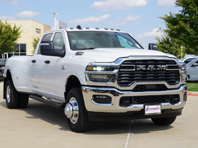 New 2027 Bright White Clear-Coat Exterior Paint RAM Tradesman image 7