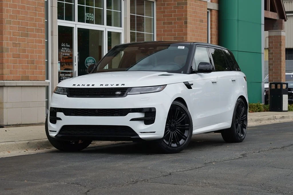 New 2026 Fuji White Land Rover Dynamic SE image 1