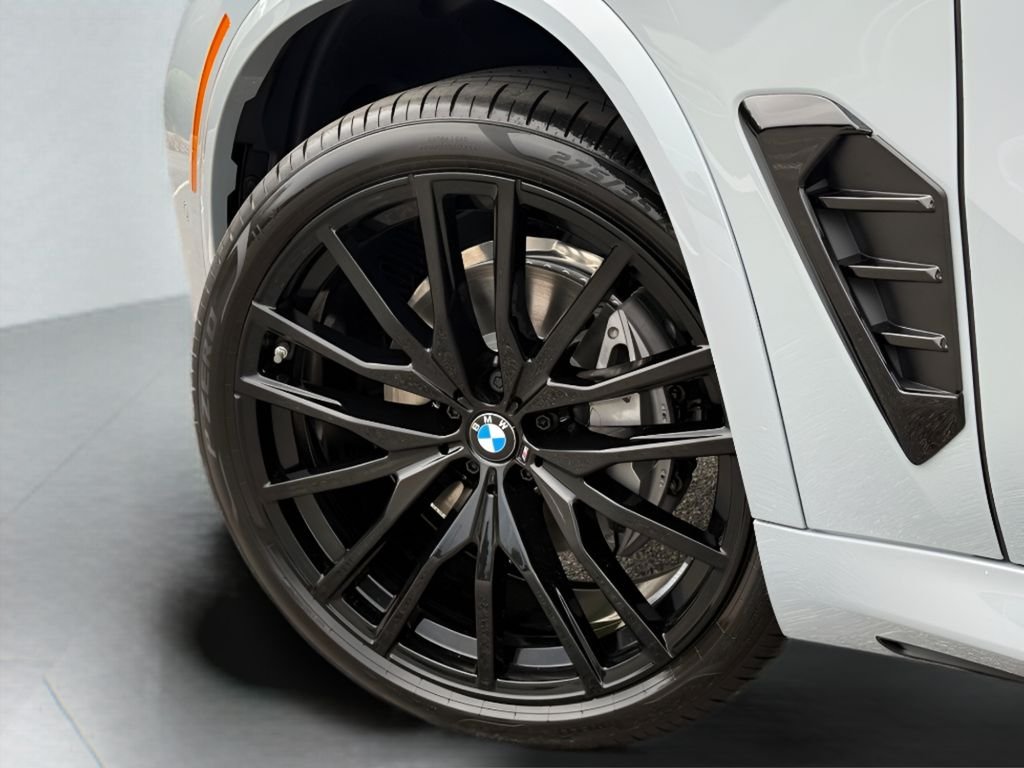 New 2026 Brooklyn Grey Metallic BMW xDrive40i image 9