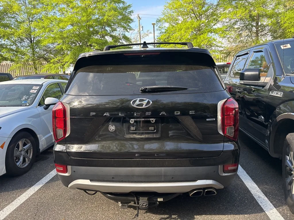 Used 2022 Black Hyundai SEL image 12