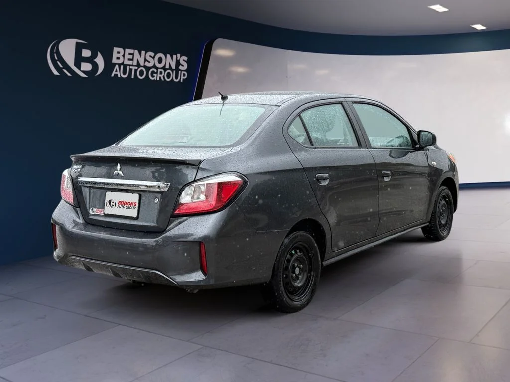 Used 2024  Mitsubishi  image 5