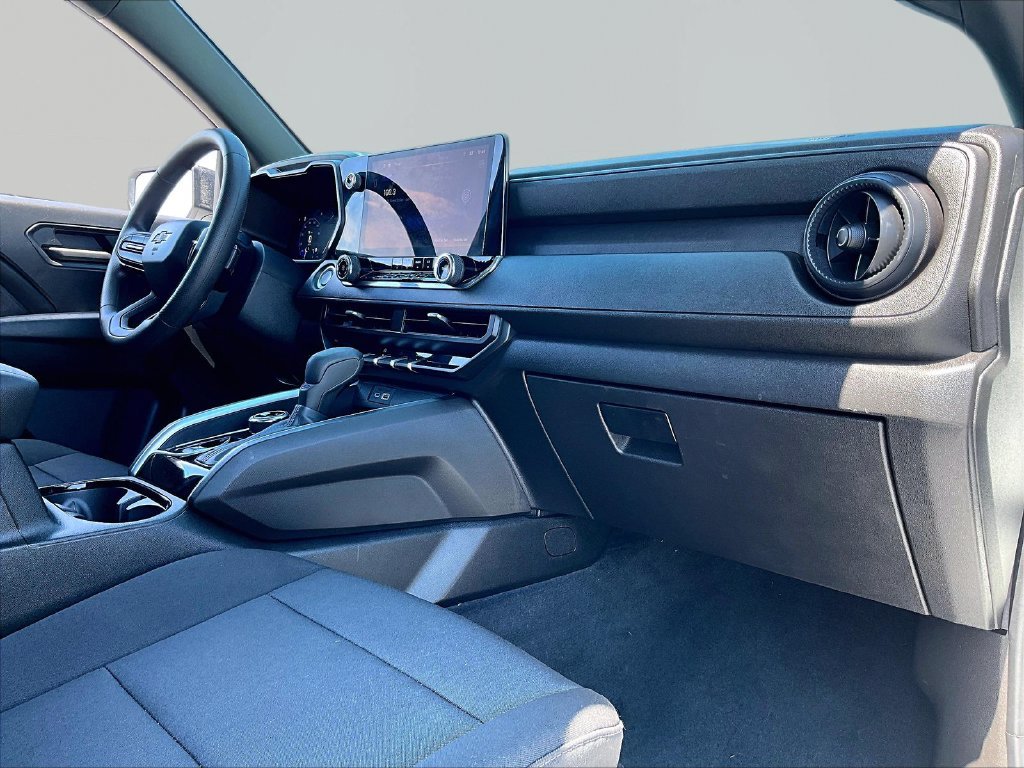 Used 2024 Summit White Chevrolet Trail Boss image 14
