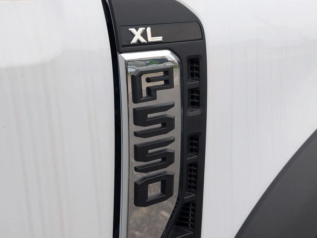 2025 Ford F-550 Super Duty Chassis Cab XL - Photo 14
