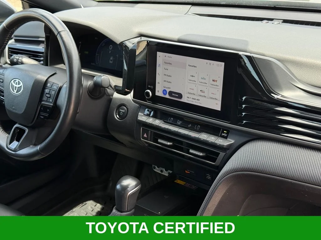 Certified Used 2025  Toyota SE image 28