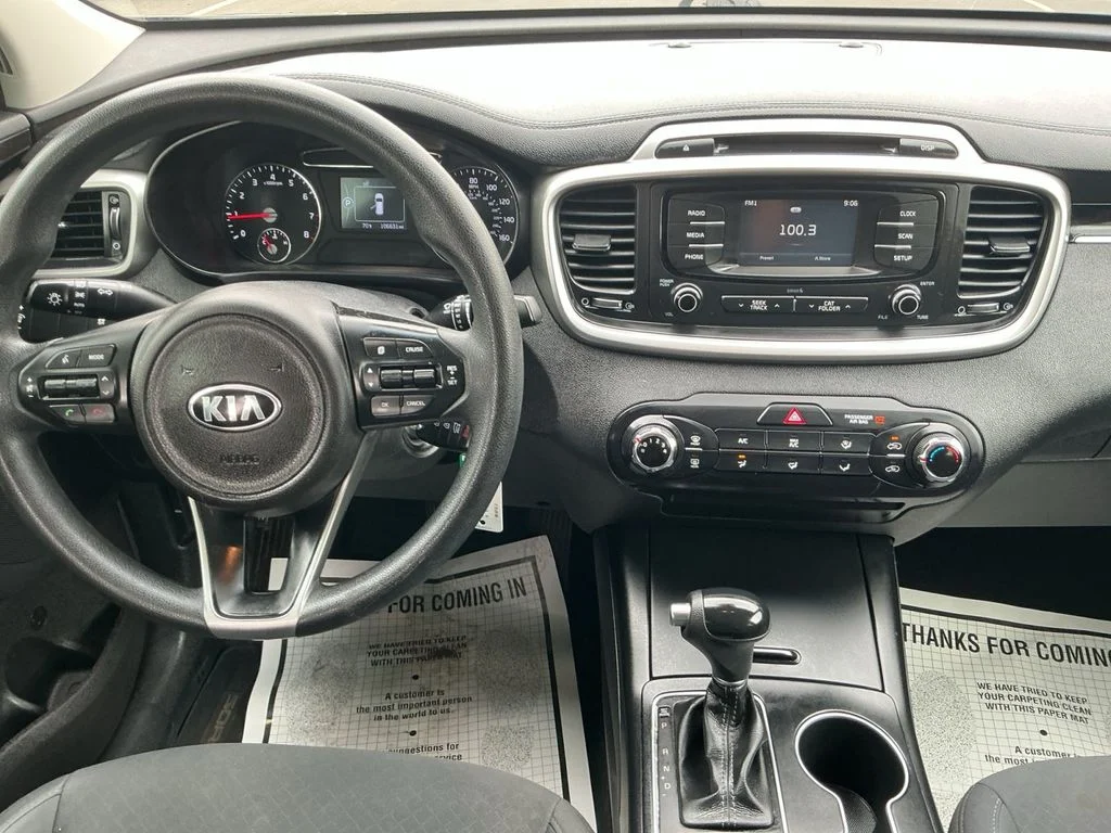 Used 2016 Black Kia LX image 17