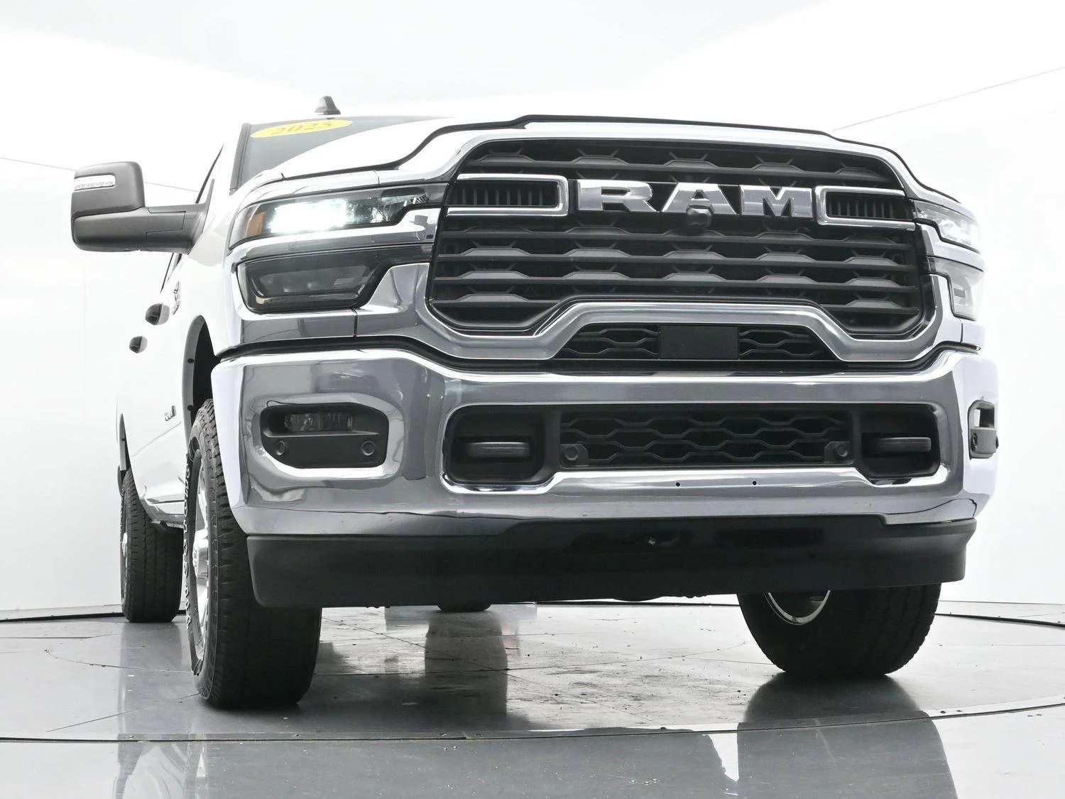 Used 2025 White Ram Big Horn image 44