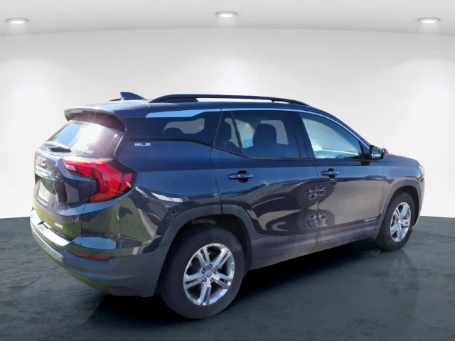 Used 2019 Blue GMC SLE image 14