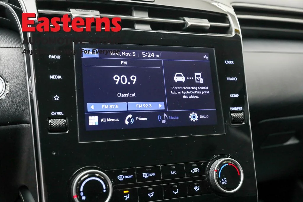 Used 2022 Black Hyundai SEL image 19