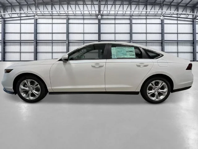 New 2026 Platinum White Pearl Honda LX image 2