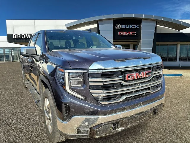 Pre-Owned 2022 GMC Sierra 1500 SLT Four Wheel Drive Crew Cab