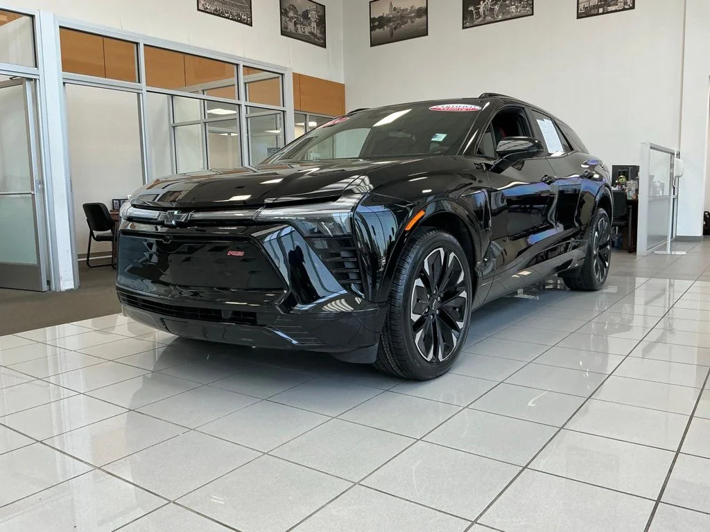 Certified 2024 Chevrolet Blazer EV RS with VIN 3GNKDCRJ5RS219656 for sale in Gallatin, TN