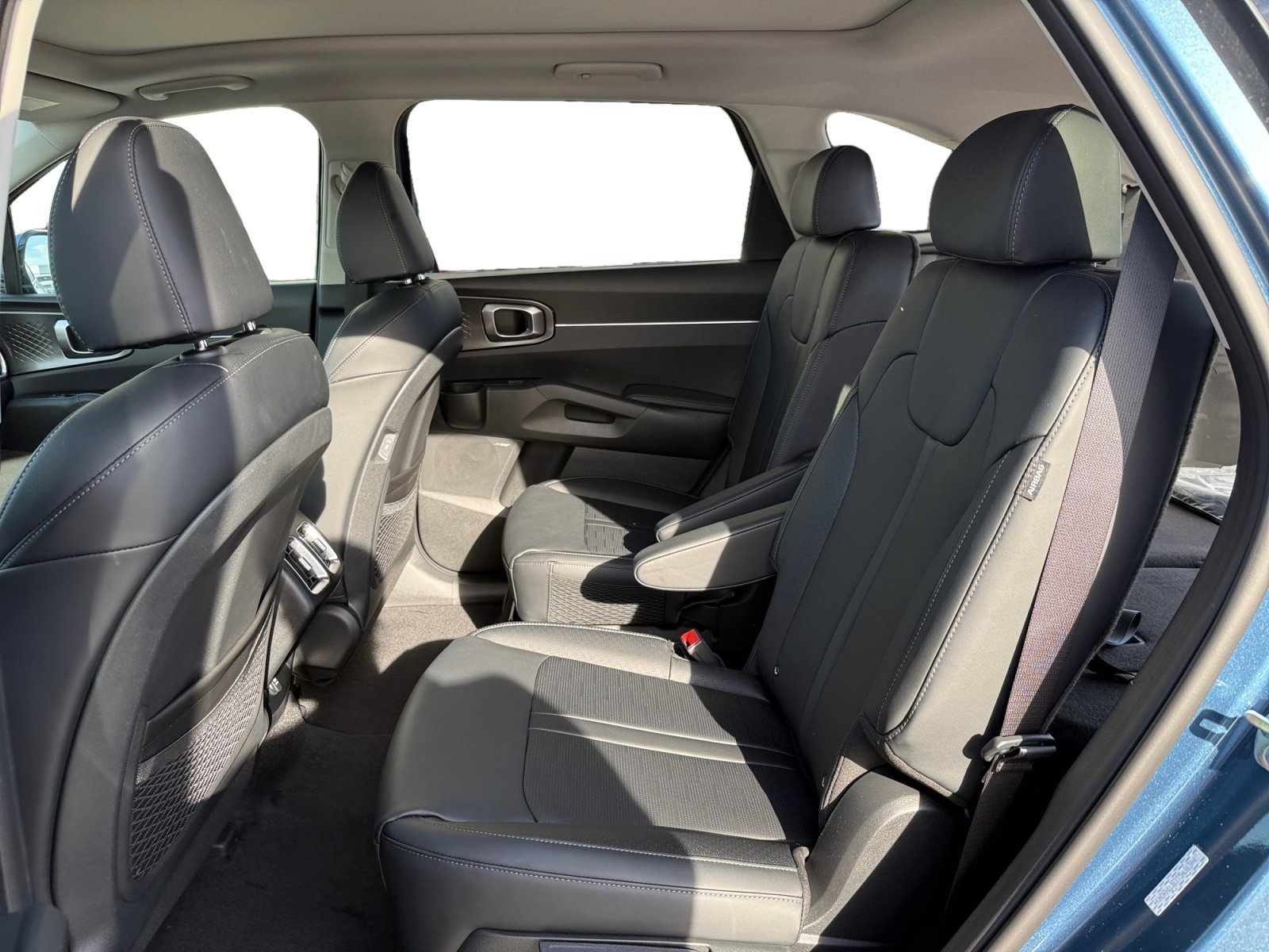 2026 Kia Sorento EX Hybrid - Photo 16