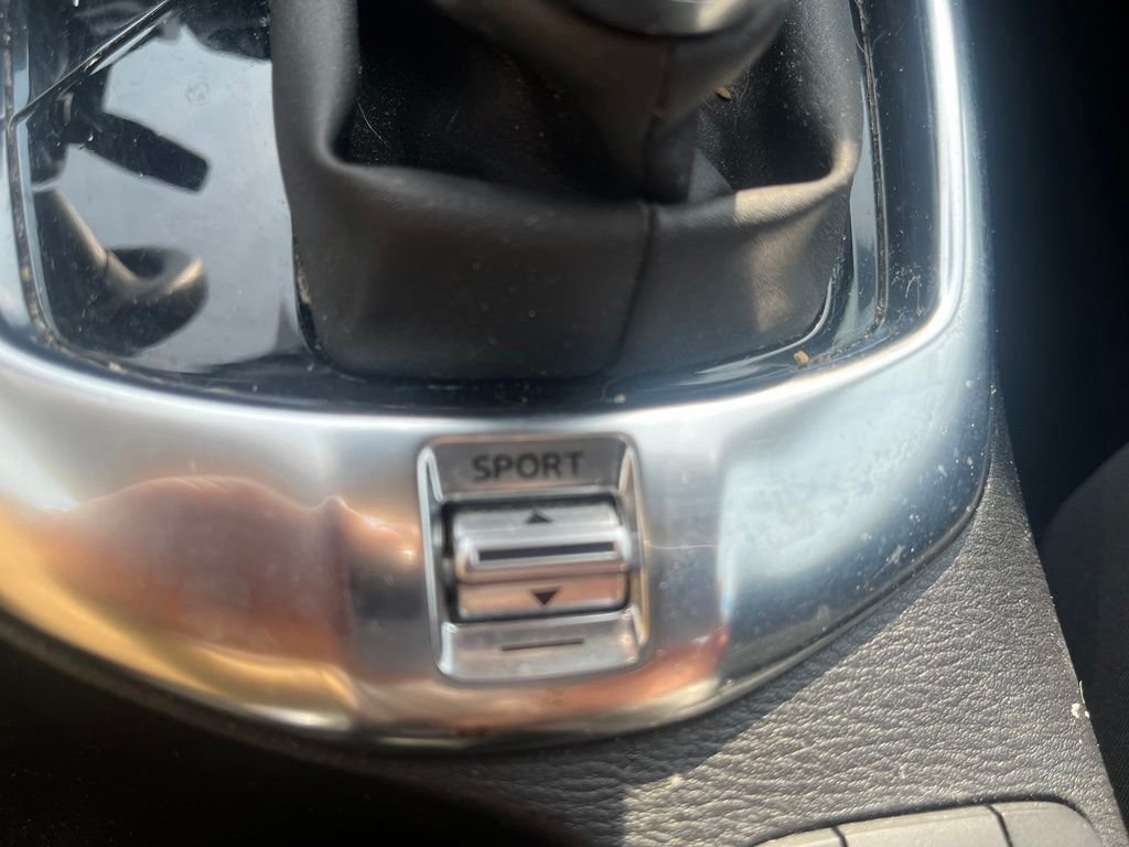 Used 2018 Blue Toyota Base image 21