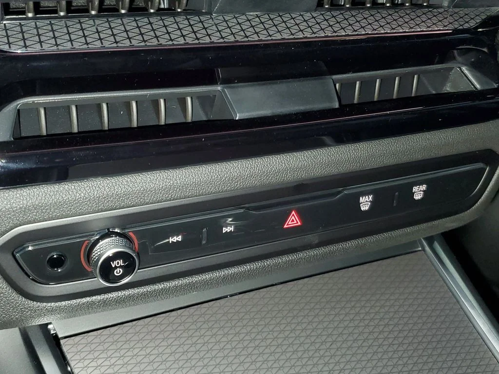 New 2026 Skyscraper Grey Metallic BMW 330i image 23