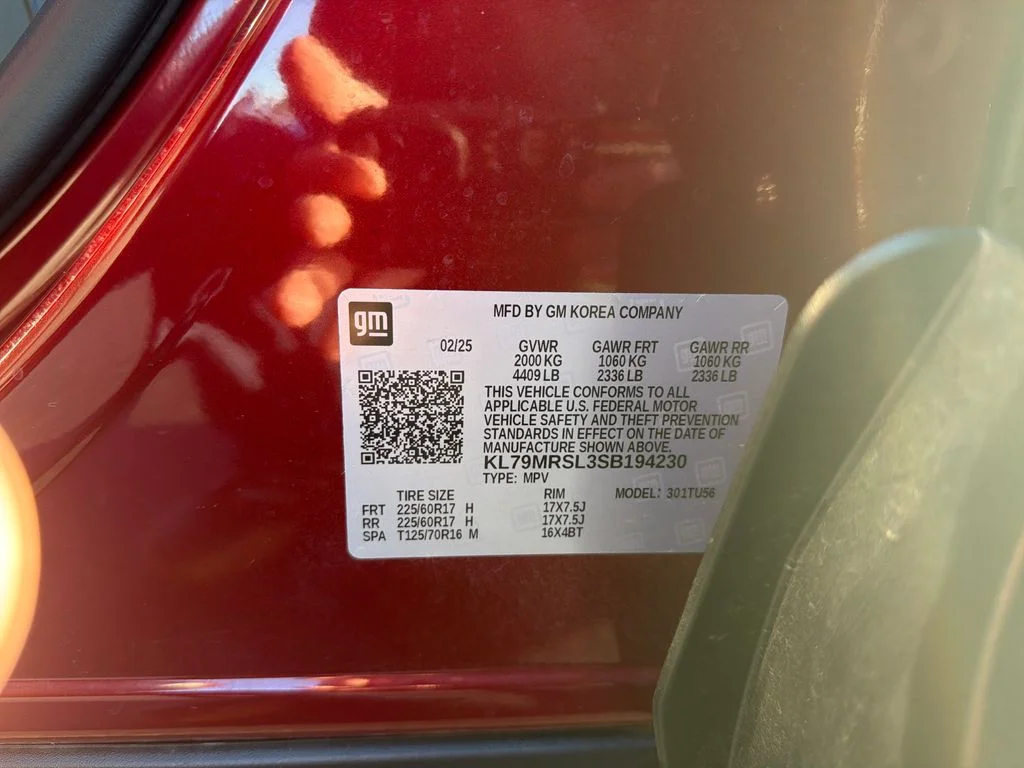 Used 2025 Red Chevrolet LT image 28