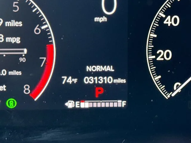 Certified Used 2024 Urban Gray Pearl Honda EX-L image 19