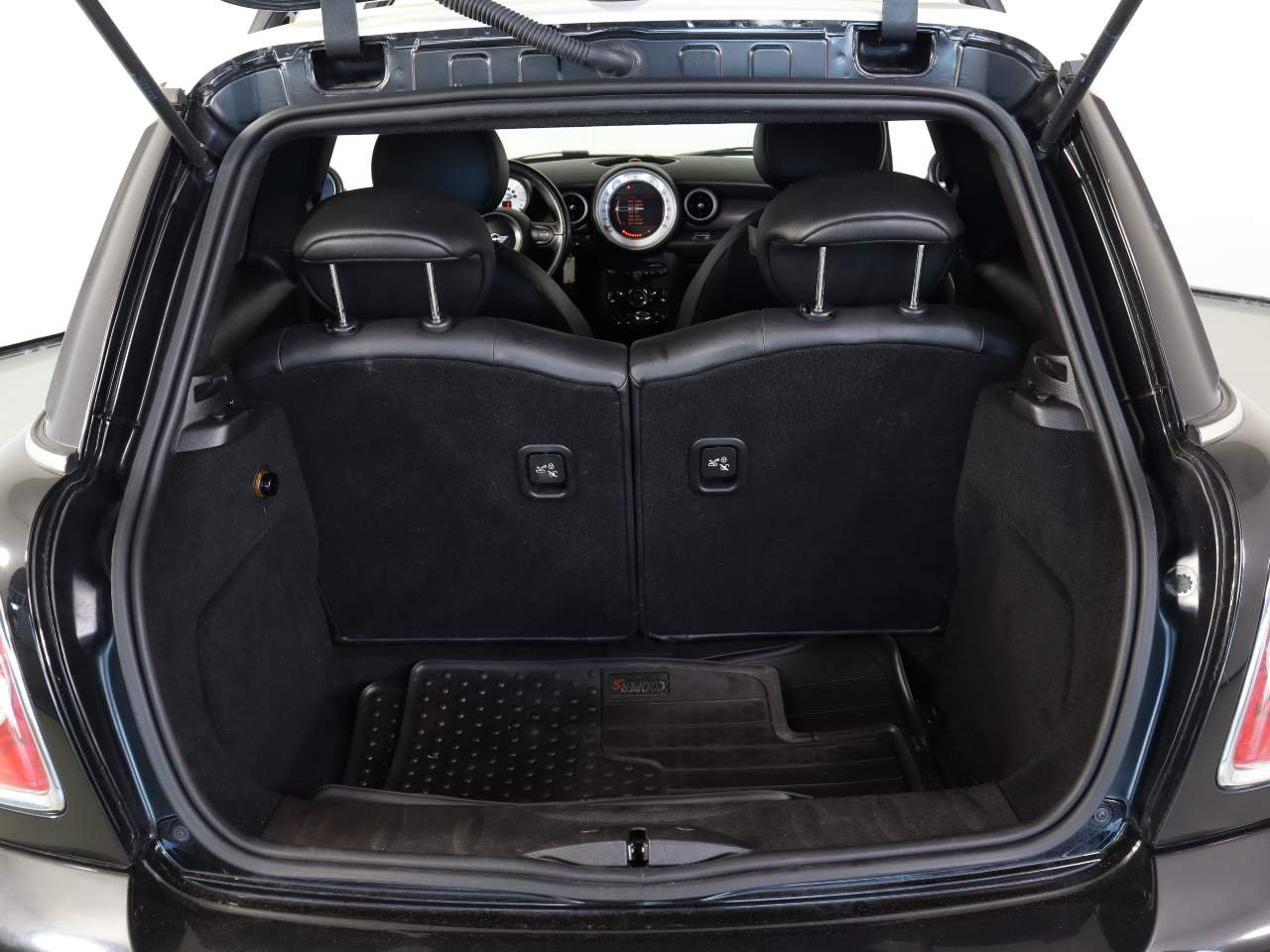 Used 2013 Midnight Black Metallic MINI Cooper S image 17