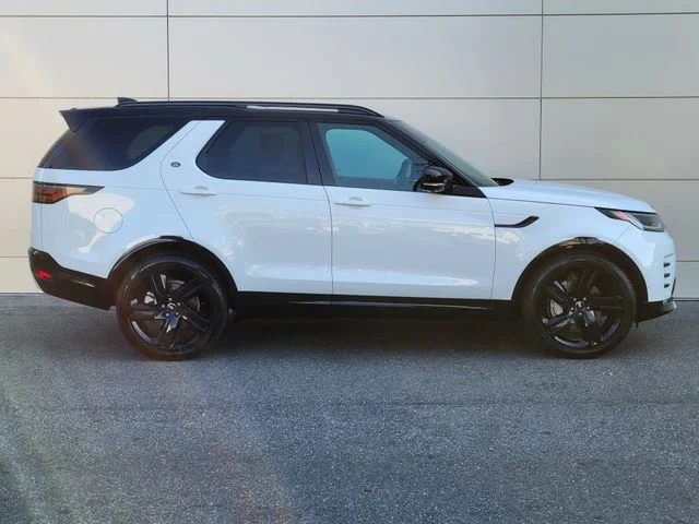 Certified Used 2025 White Land Rover Dynamic SE image 11
