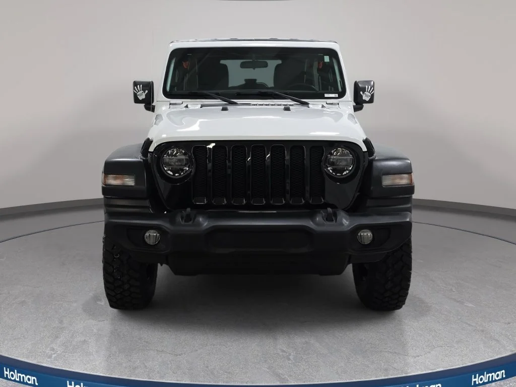 Used 2020 Bright White Clearcoat Jeep Unlimited Sport image 3
