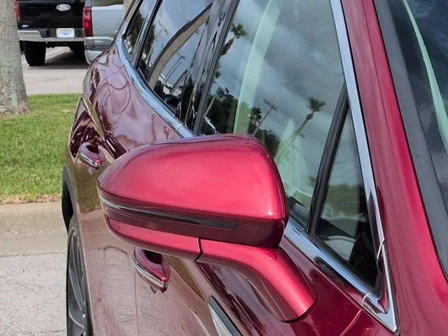 Used 2019 Ruby Red Metallic Lincoln Reserve image 12