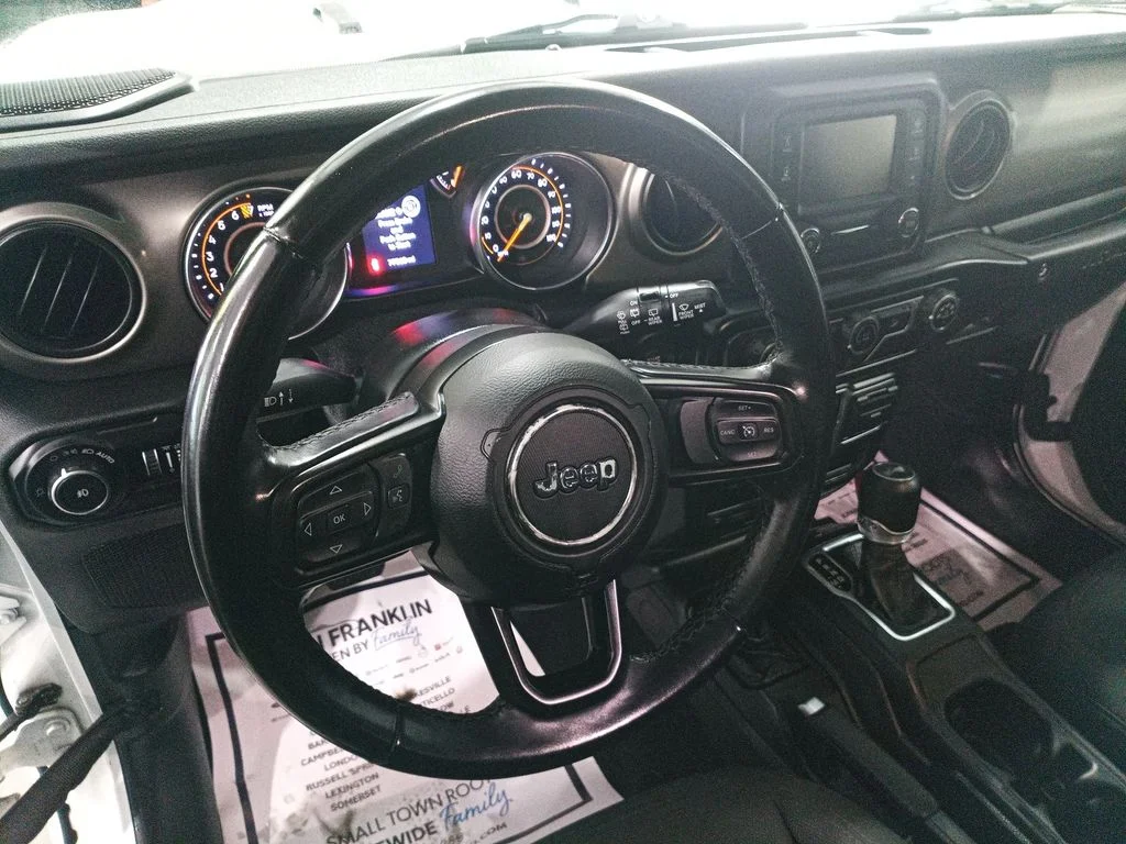 Used 2020 White Jeep Unlimited Sport S image 18