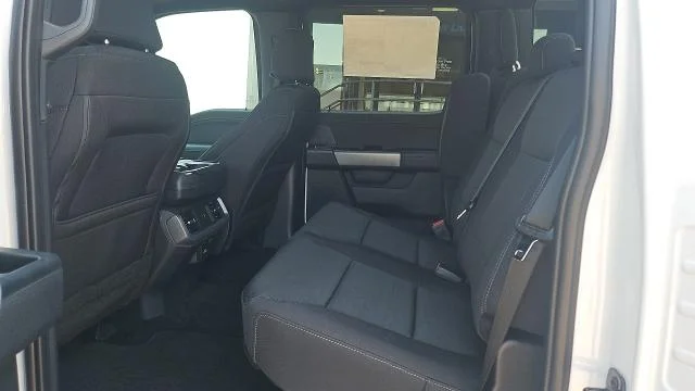 New 2026 Oxford White Ford XLT 4WD image 35