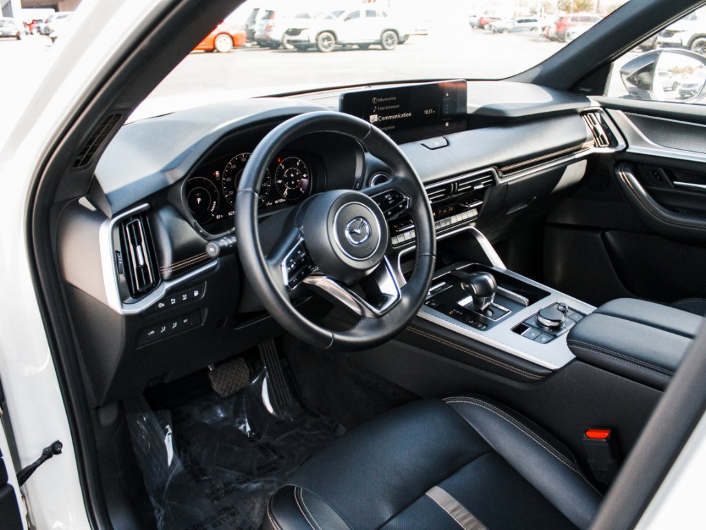 Used 2025 Rhodium White Premium Mazda Premium Plus Package image 8
