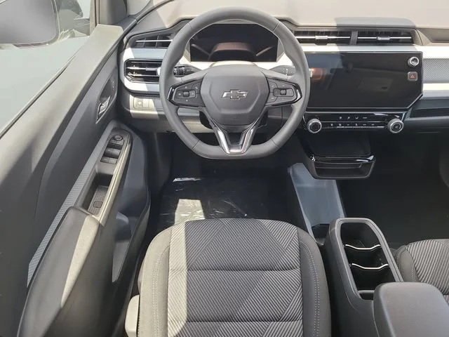 New 2027 Summit White Chevrolet LT image 14