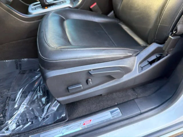 Used 2018 White Chevrolet ZR2 image 20