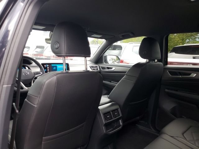 New 2026 Black Volkswagen SE image 17