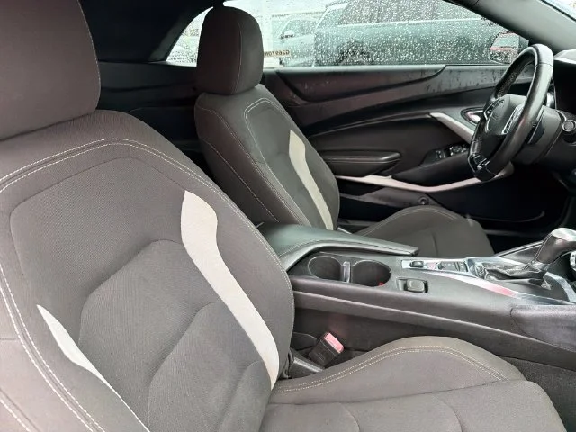 Used 2021 Gray Chevrolet 1LT image 25