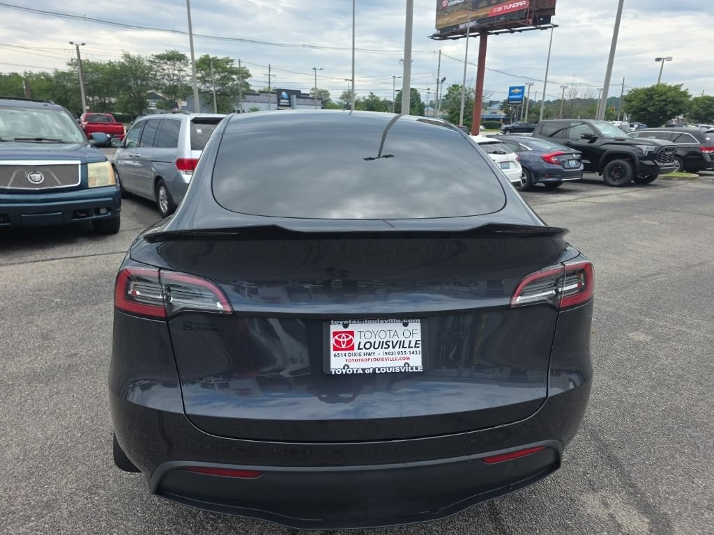 Used 2024  Tesla Long Range image 5