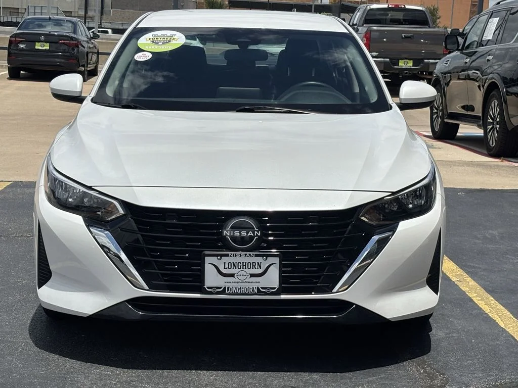 Used 2024 White Nissan SV image 7