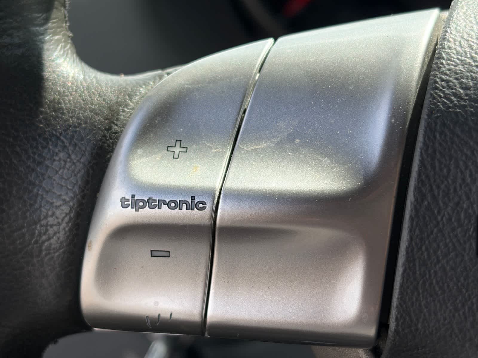 Used 2007 Silver Porsche  image 17