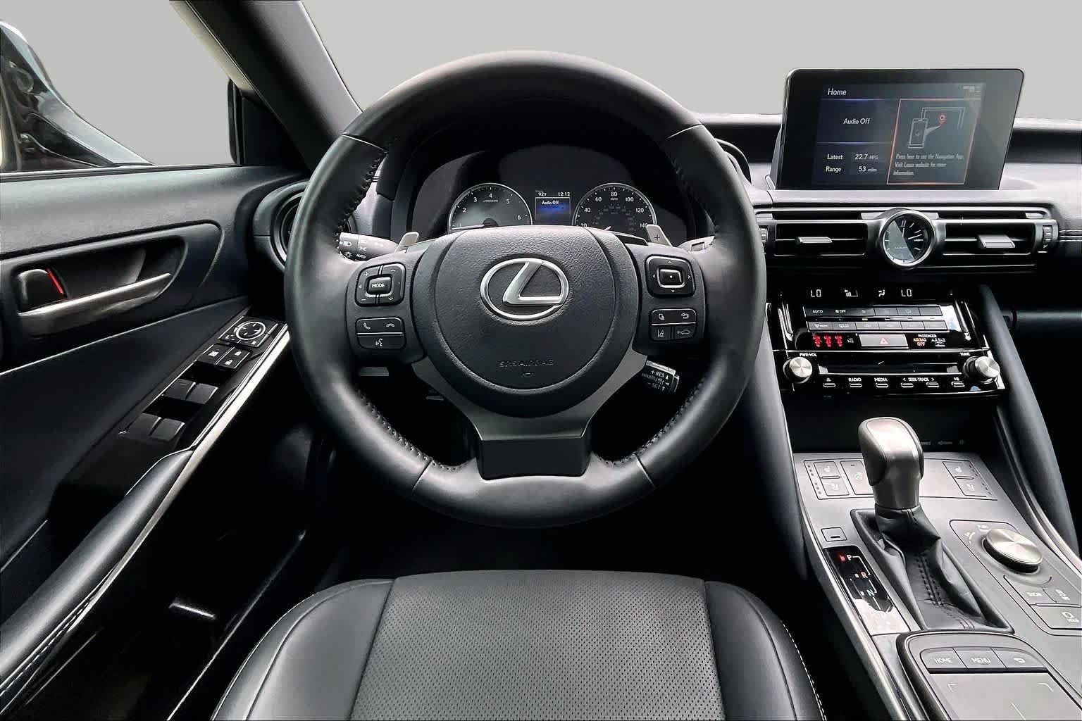 Used 2025 Matador Red Mica Lexus  image 6