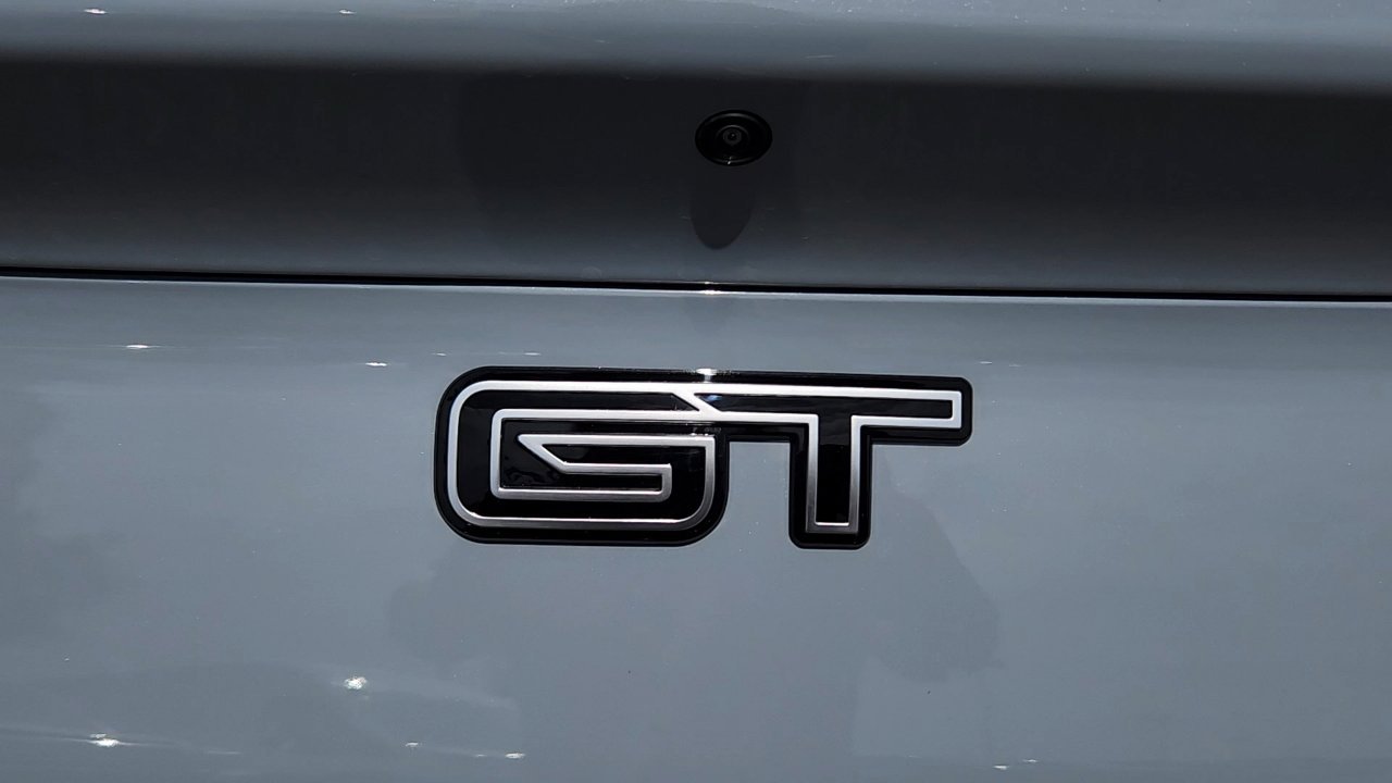 2025 Ford Mustang Mach-E GT - Photo 25