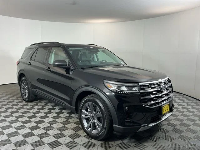 New 2026 Agate Black Metallic Ford Active image 3