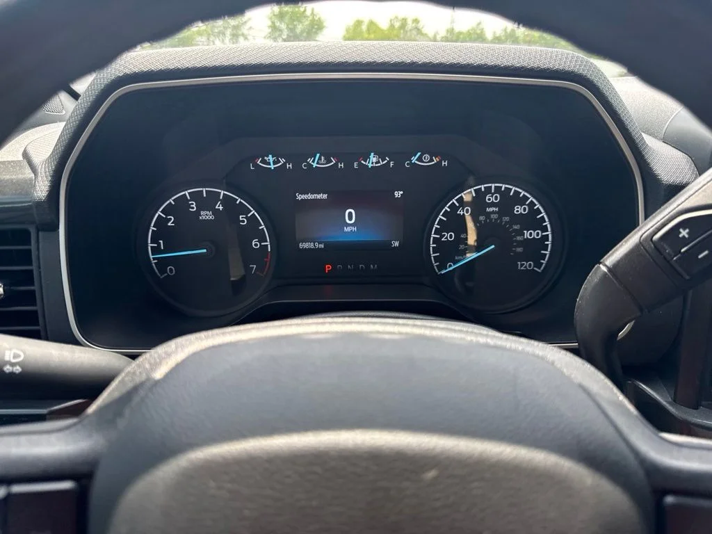 Used 2022 Black Metallic Ford XL image 16