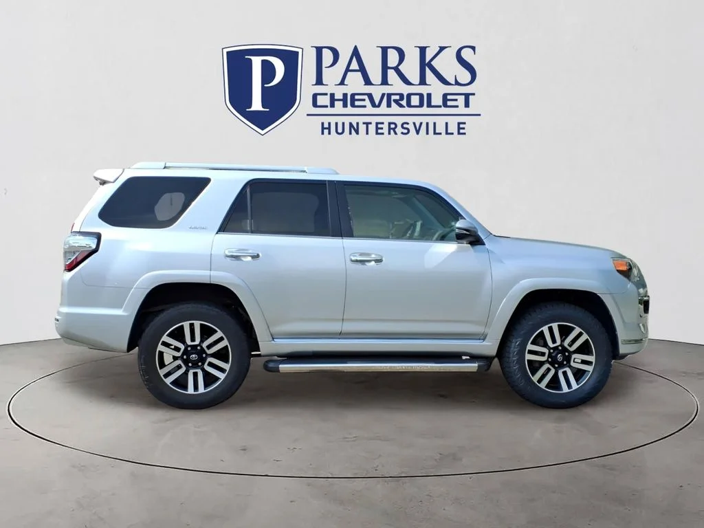 Used 2018 Silver Toyota Limited image 34