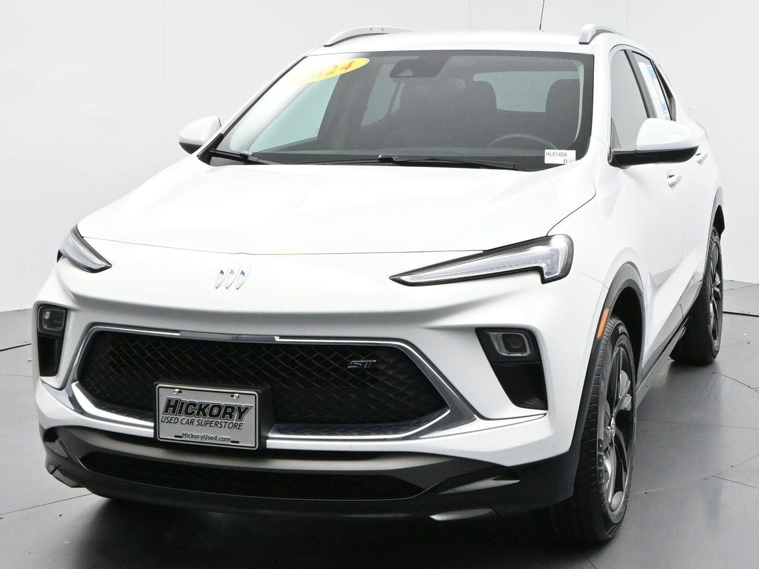 Used 2024 Summit White Buick Sport Touring image 2
