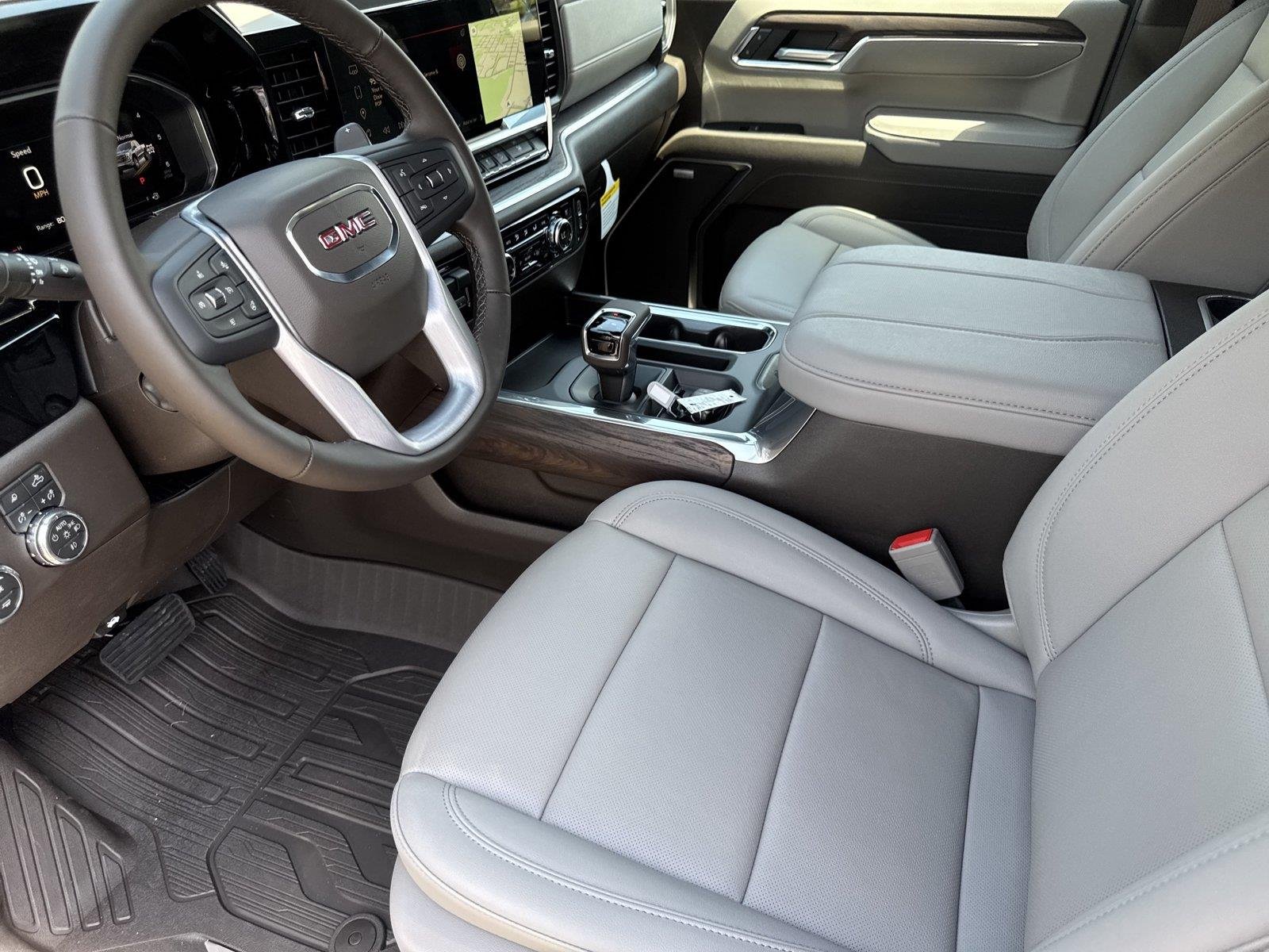 New 2026 Onyx Black GMC SLT image 10