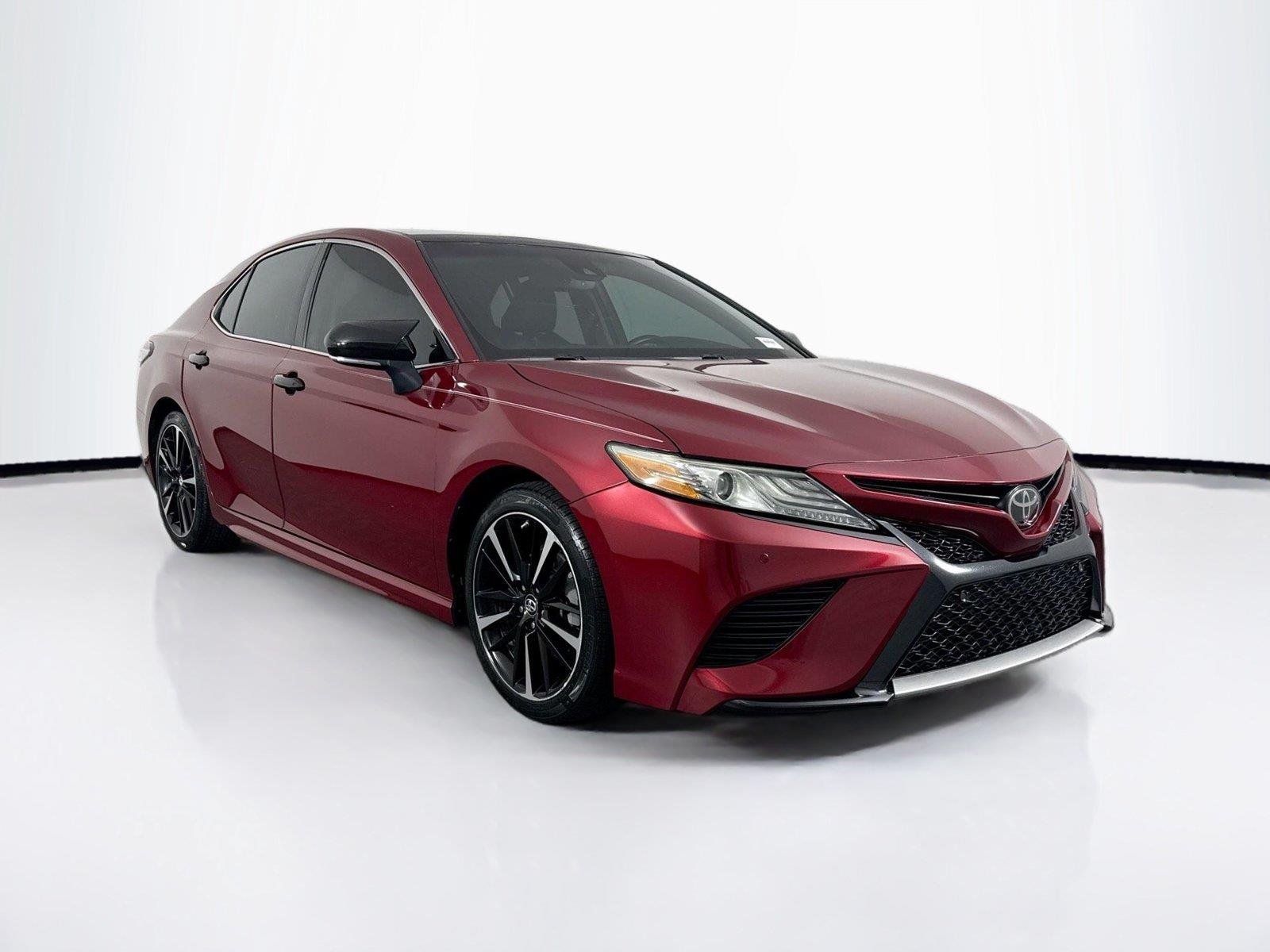 Used 2018 Ruby Flare Pearl Toyota XSE image 9
