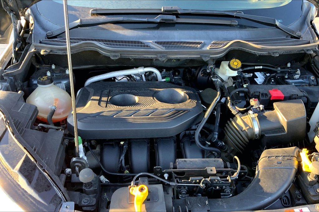 Used 2018 Smoke Metallic Ford SE image 10