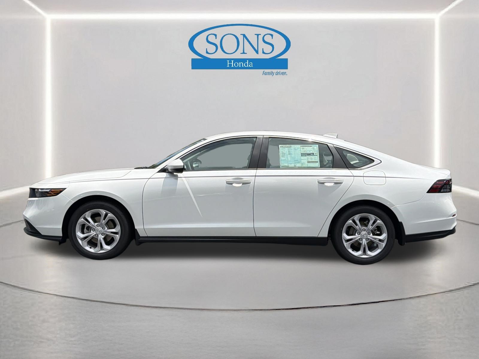 New 2026 Platinum White Pearl Honda LX image 18