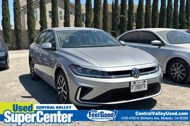 2025 Volkswagen Jetta SE
