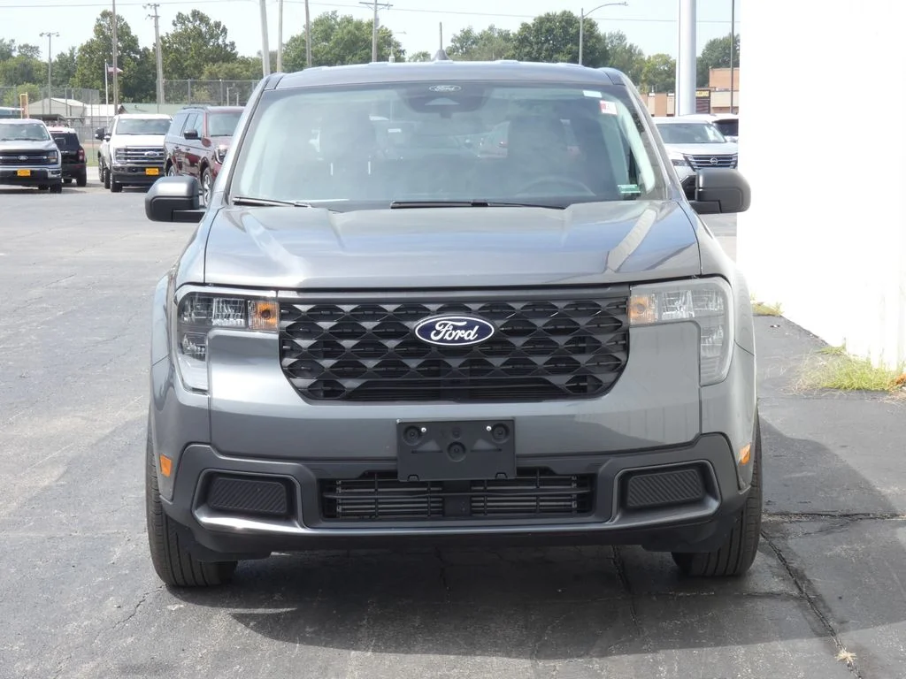 Used 2026 Gray Ford XLT image 4