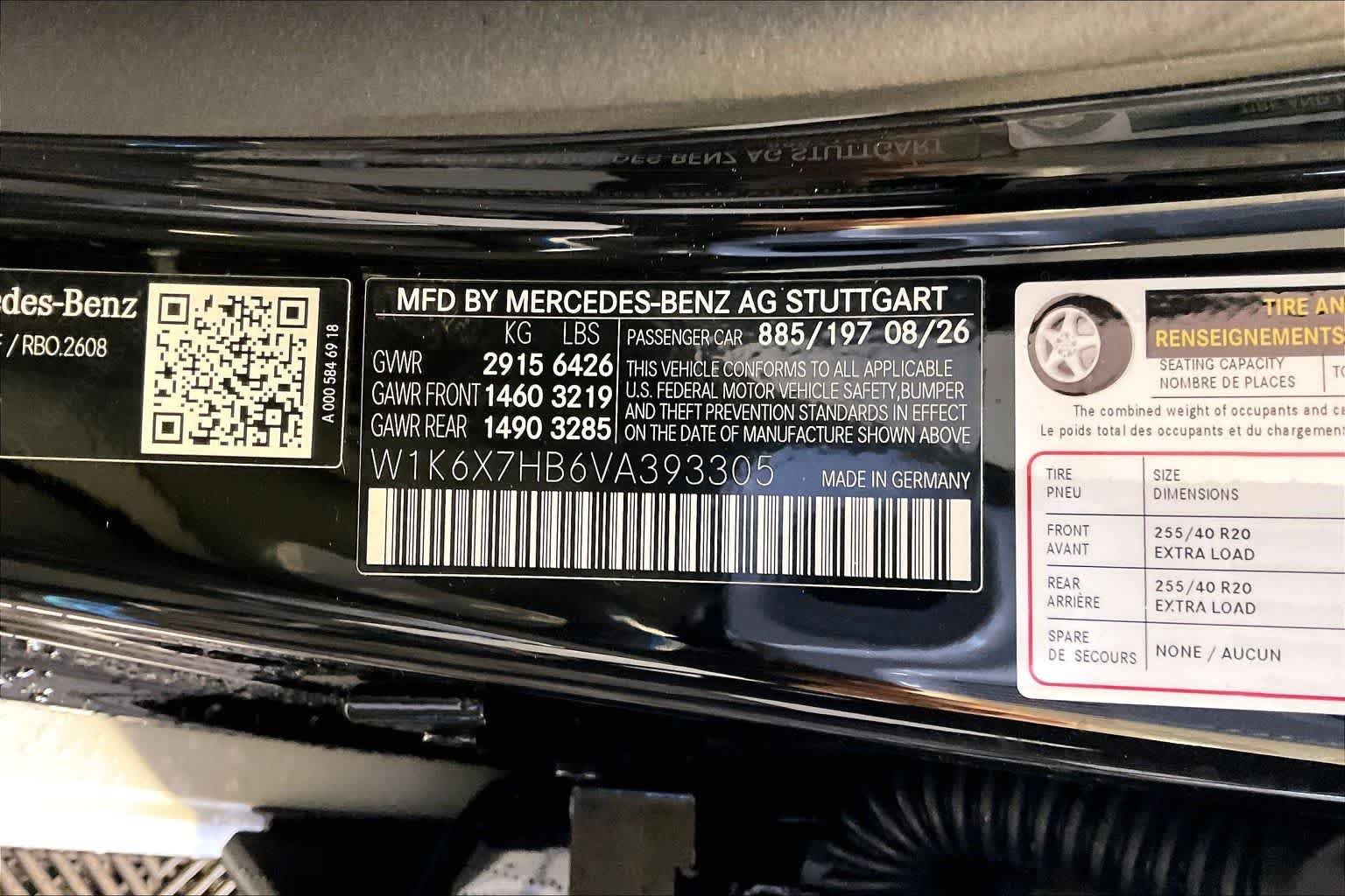 New 2027 MANUFAKTUR Moonlight White Metallic Mercedes-Benz Maybach S 580 image 12